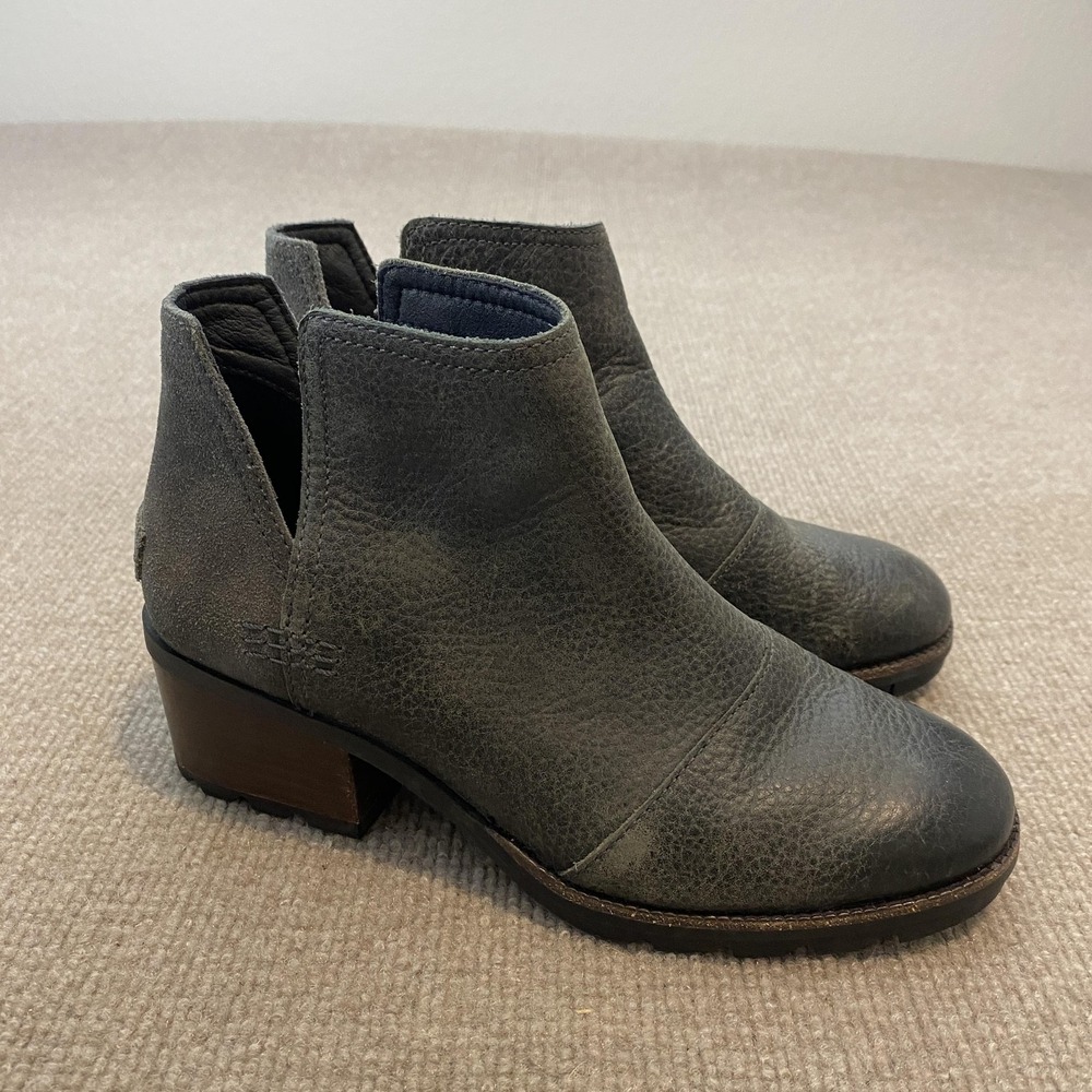 Sorel Booties Womens Size 6.5 Gray Leather Ankle Block‎ Heel Lug Sole NL3383-052